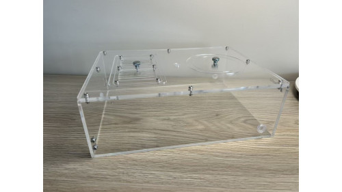 X large Spider, praying mantis, ant living area or other insect enclosure