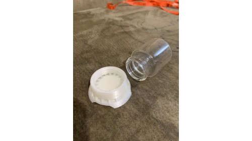 large ant water feeder ( drink drinking tool)